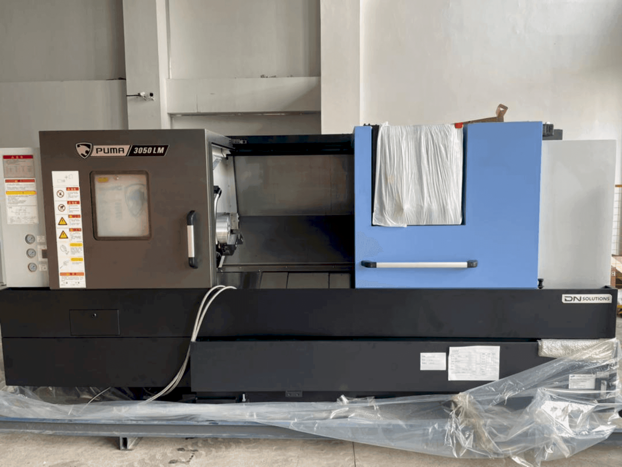 Mašīnas DOOSAN PUMA 3050 LM  pretskats