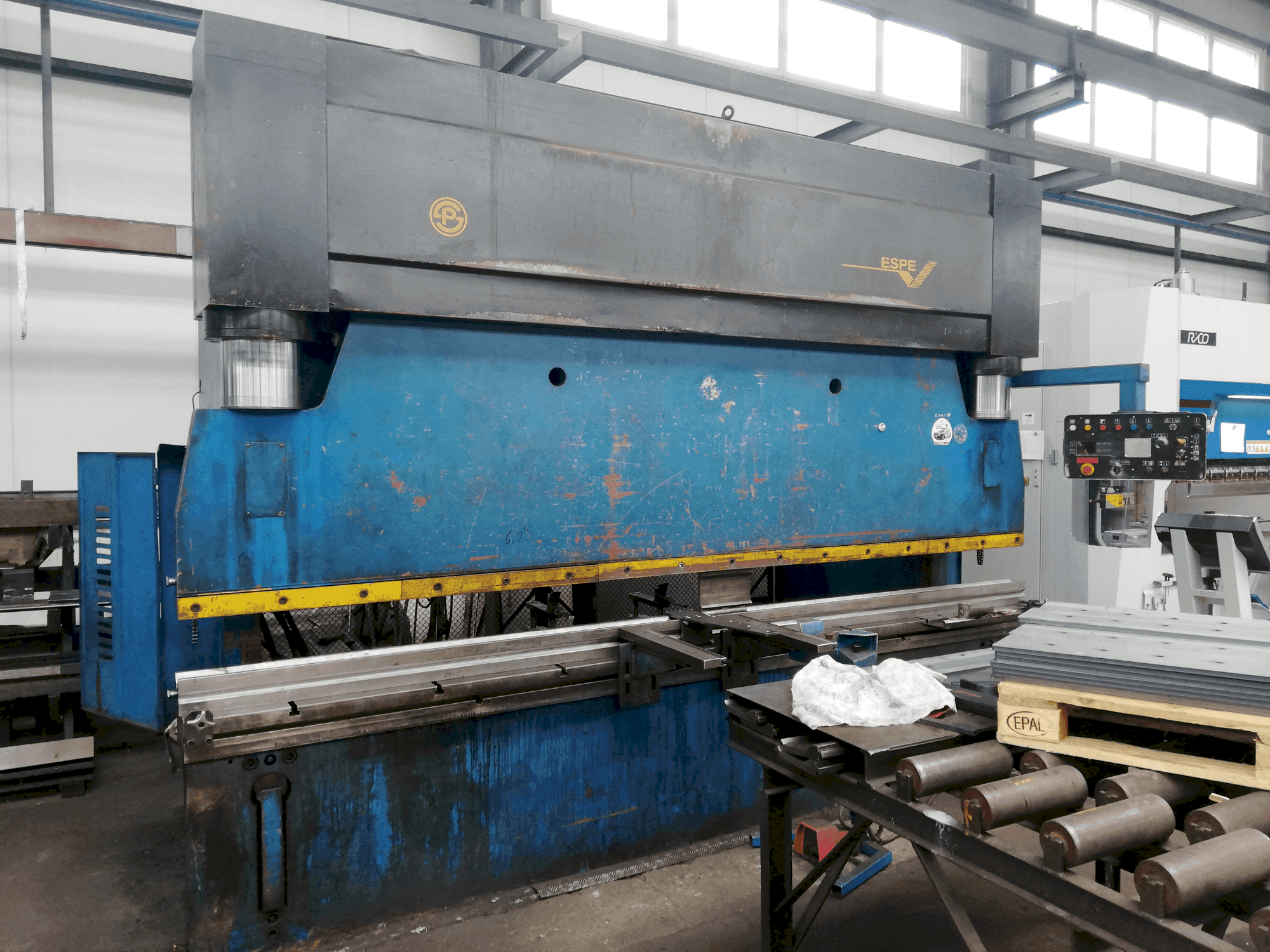 Mašīnas ESPE CTO 250/4000N  pretskats