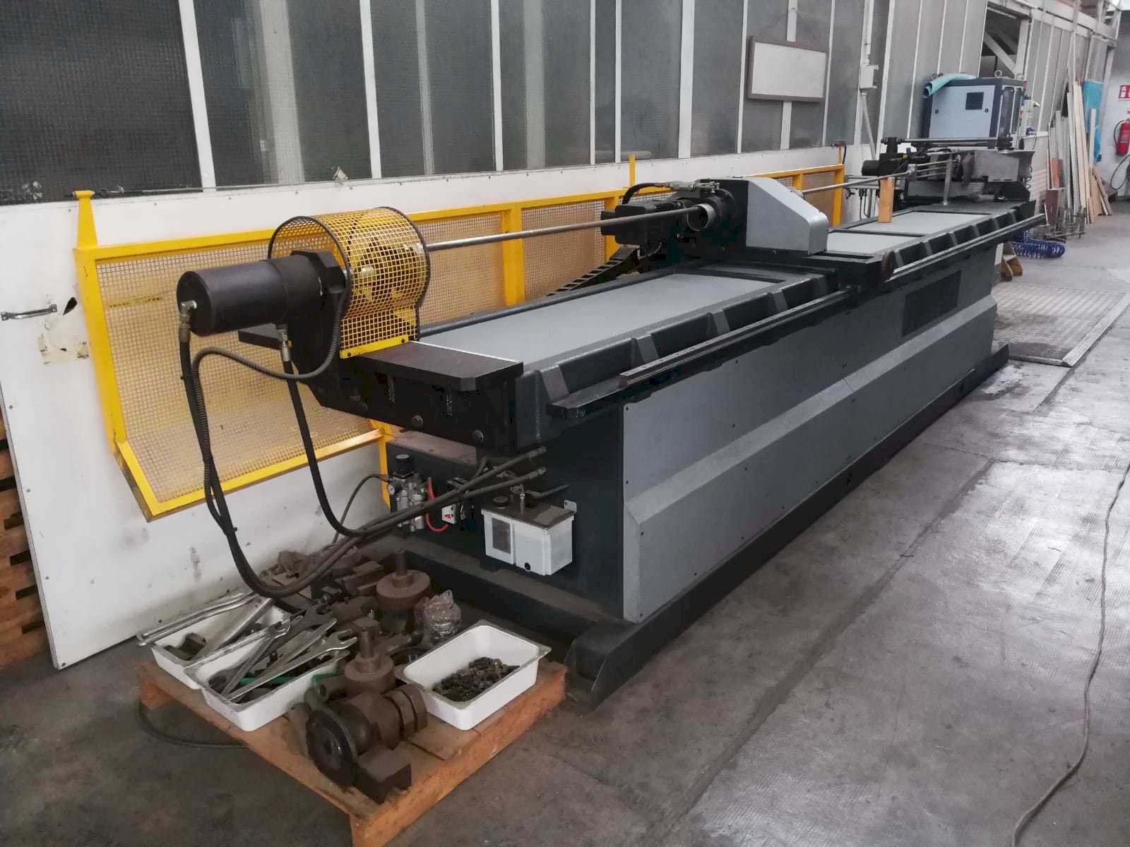 Mašīnas MACRI EURO 80 CN3PC  pretskats