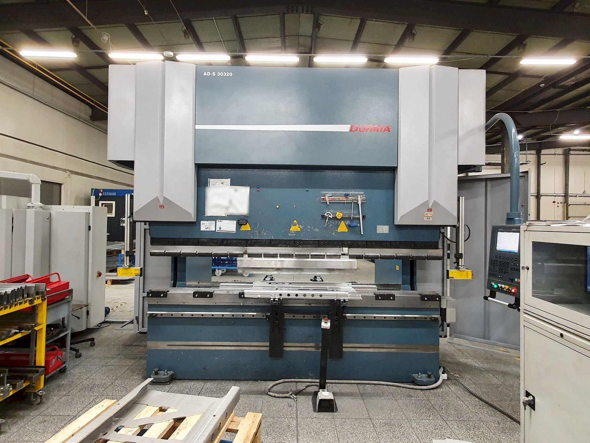 Mašīnas Durma AD-S 30320  pretskats