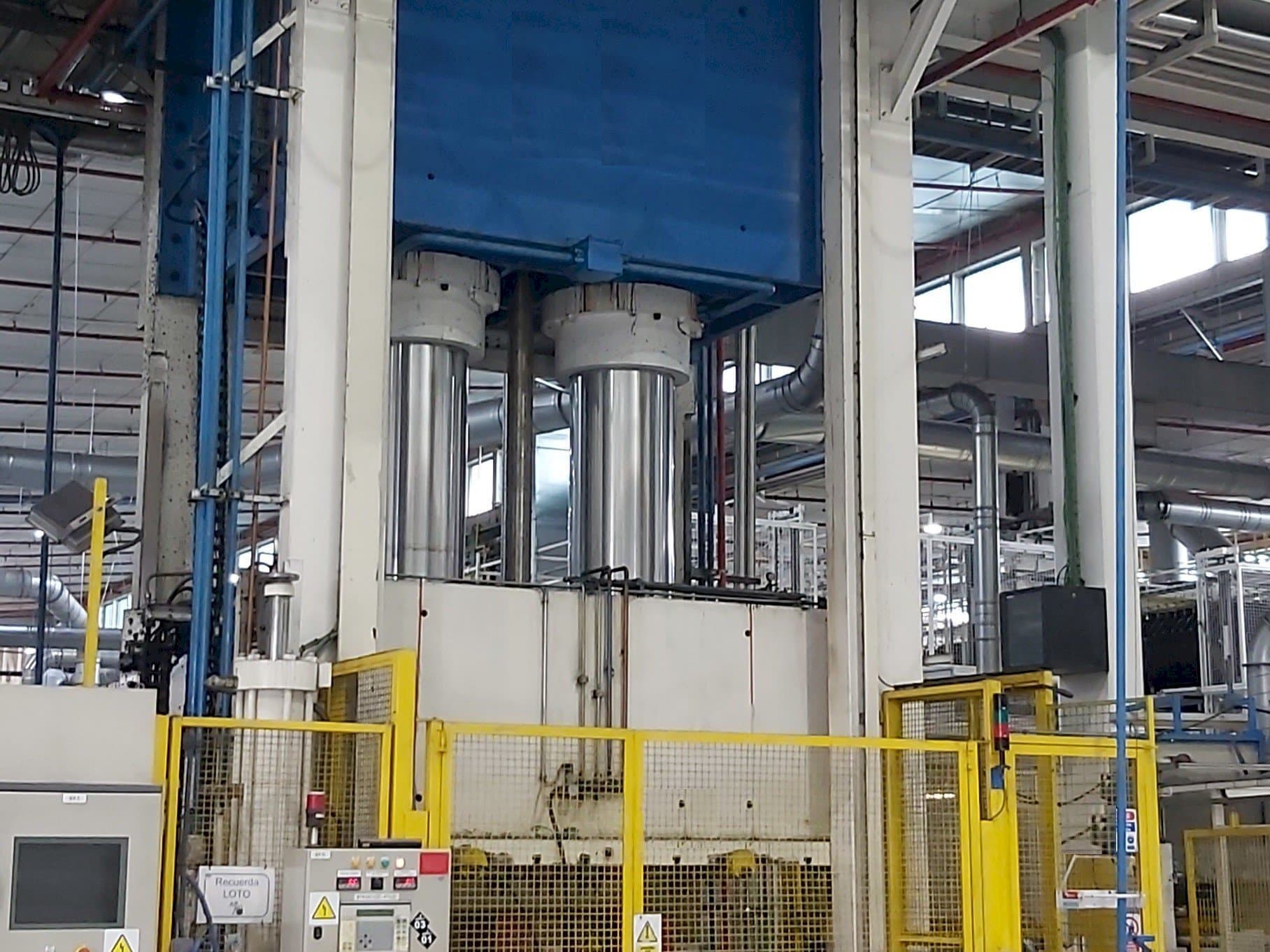 Mašīnas Pinette 1500 Ton  pretskats