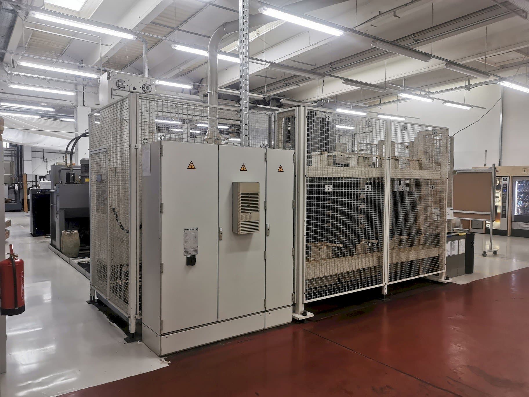 Mašīnas HELLER MC 16  pretskats