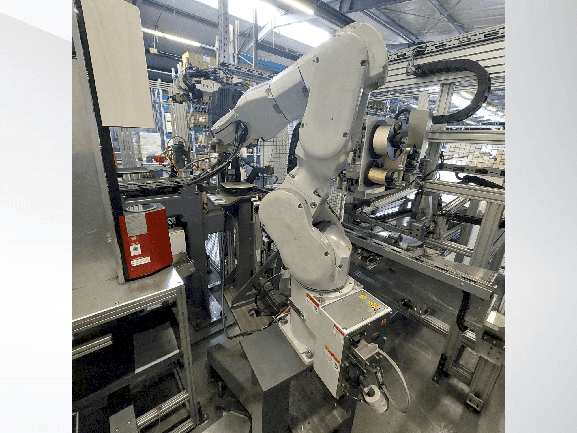 Mašīnas EPSON C8A-901 S  pretskats