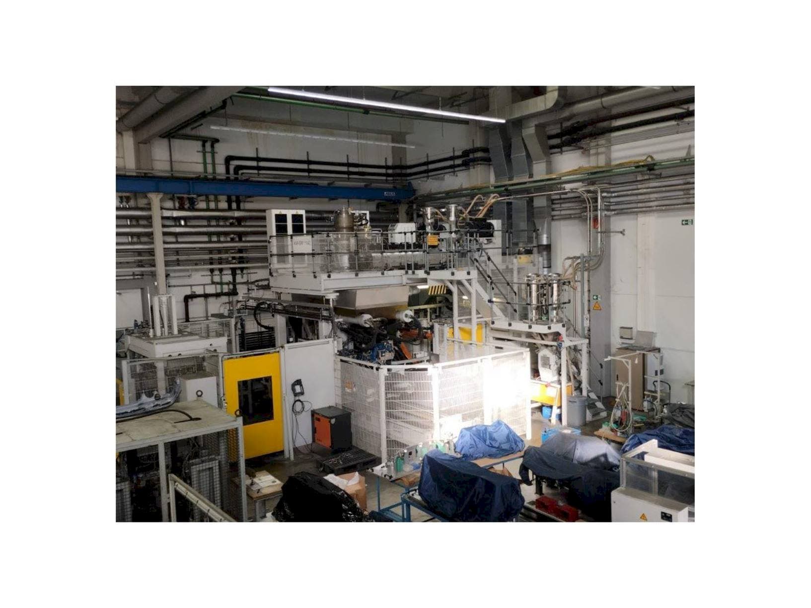 Mašīnas EXTRAPLAST 140to  pretskats