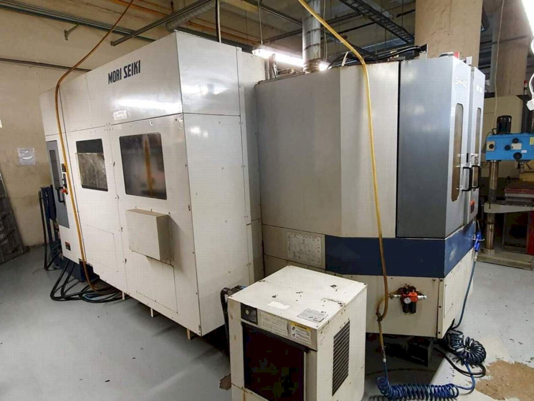 Mašīnas MORI SEIKI SH-40  pretskats