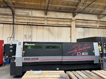Mašīnas AMADA ENSIS-3015 AJ  pretskats