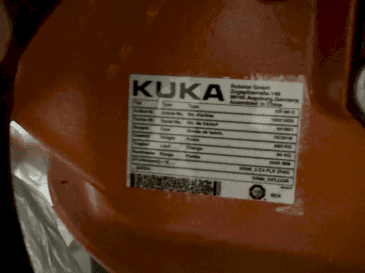 Mašīnas KUKA KR16-2 tehnisko  datu plāksnīte