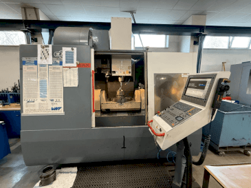 Mašīnas KOVOSVIT MAS MCV 1000 Speed 5AX  pretskats