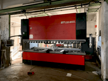 Mašīnas AMADA HFP NT 220-4L  pretskats