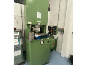 Mašīnas Extrude Hone Vector Series  pretskats