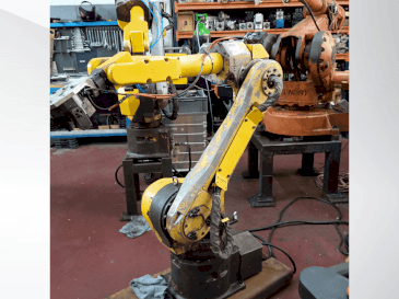 Mašīnas FANUC M-16iB  pretskats
