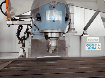 Mašīnas Bernardo Variomill FU 2000E Servo  pretskats