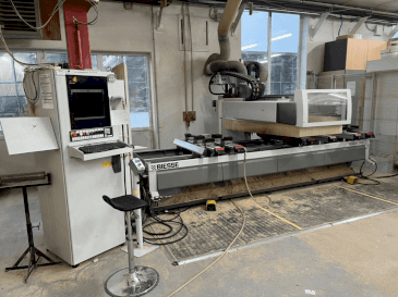 Mašīnas BIESSE ROVER A  pretskats