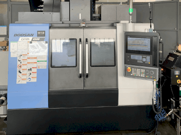 Mašīnas DOOSAN DNM 4500 pretskats