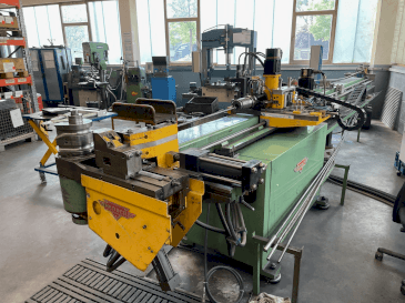Mašīnas HERBER 42 CNC  pretskats