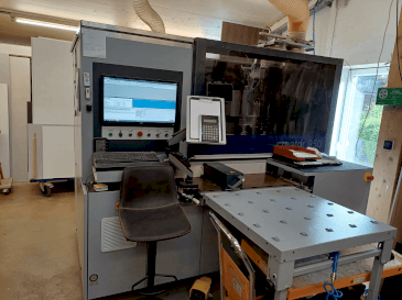 Mašīnas FORMAT4 CNC CREATOR 950 pretskats