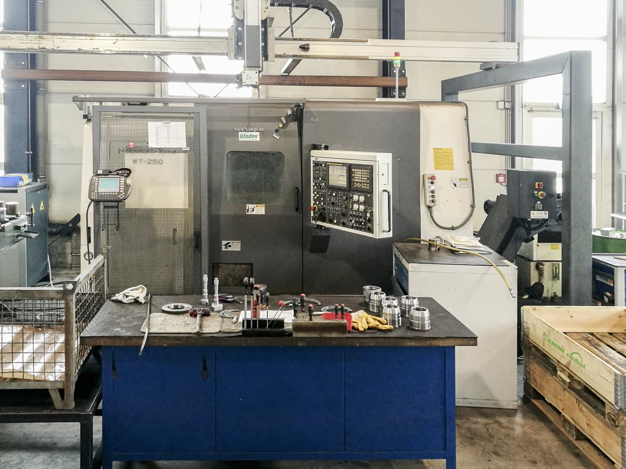 Mašīnas NAKAMURA WT-250  pretskats