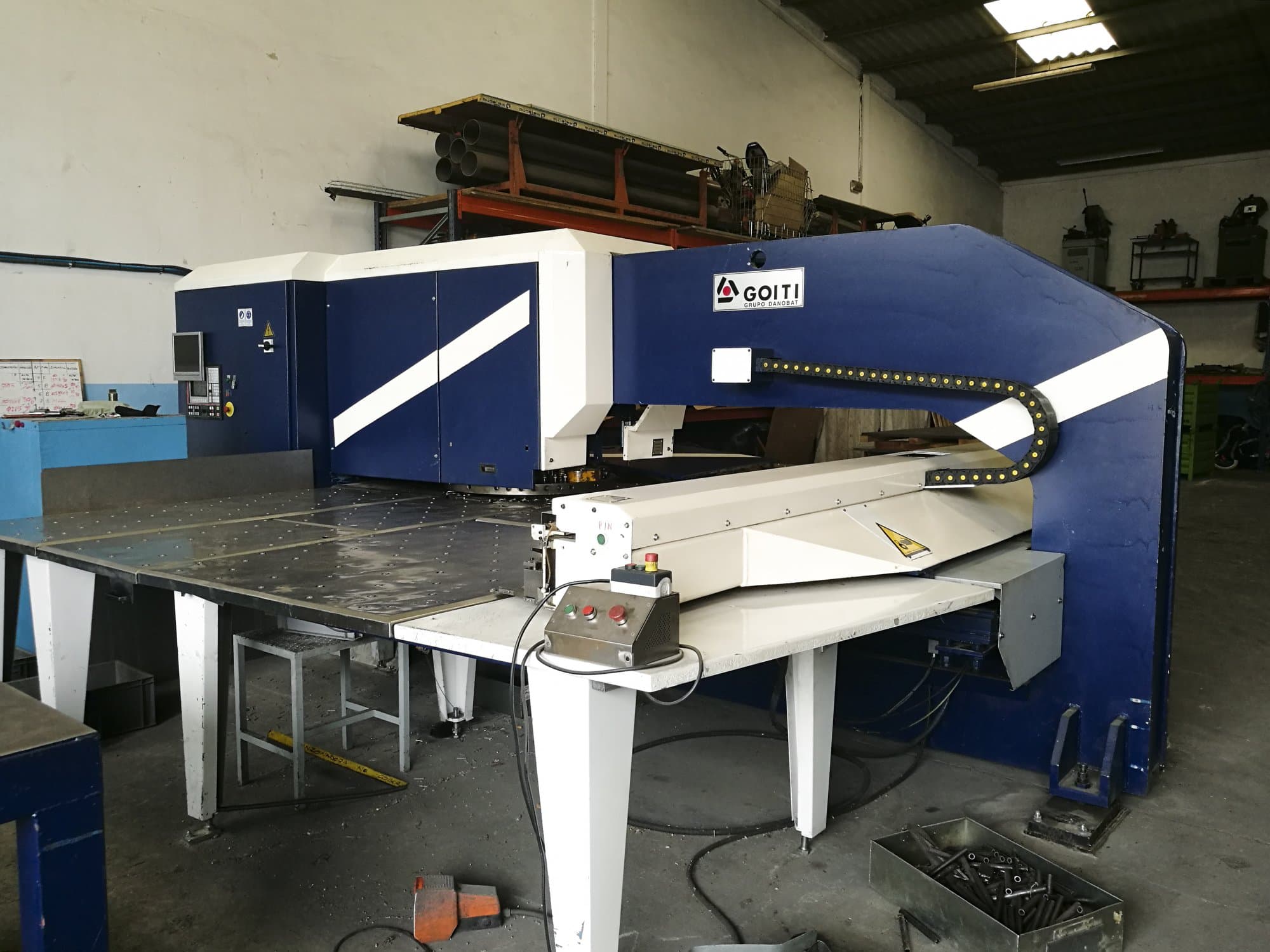 Mašīnas GOITI PGA-2 skats  no labās puses