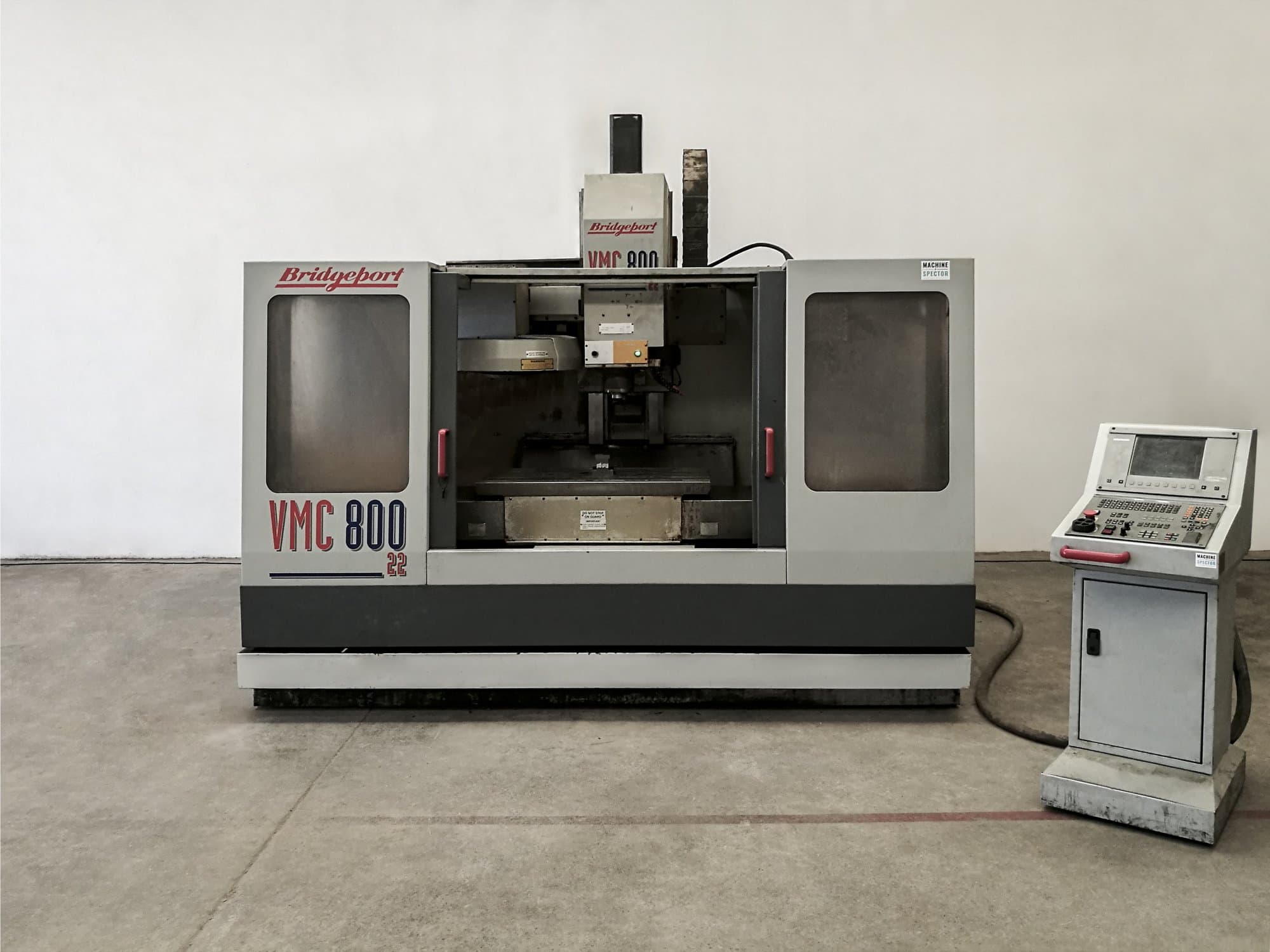 Mašīnas Bridgeport VMC 800.22  pretskats