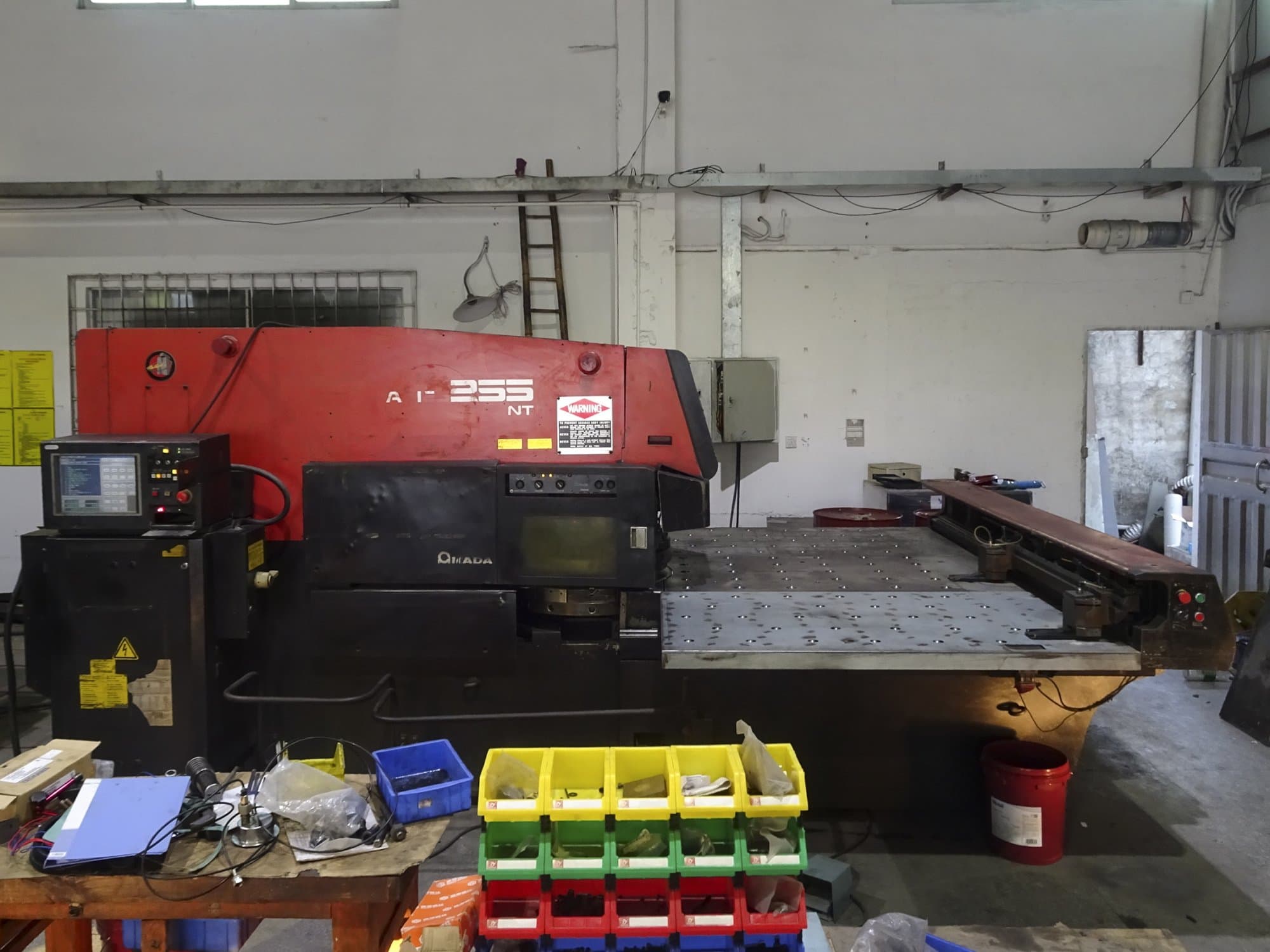 Mašīnas AMADA ARIES 255NT  pretskats