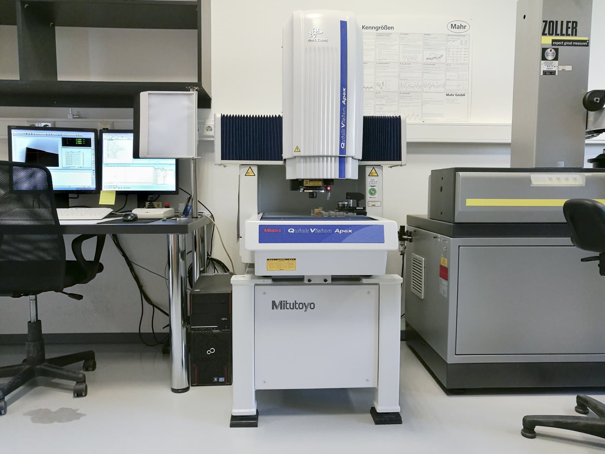 Mašīnas Mitutoyo QVT1-X302PIL-C  pretskats