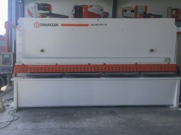Mašīnas ERMAKSAN CNC HVR 4100x20  pretskats