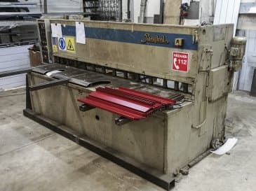 Mašīnas Baykal HGL 2600x6 skats  no labās puses