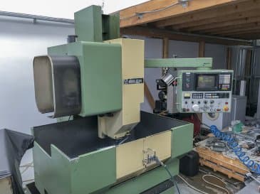 Mašīnas MORI SEIKI MV-Junior skats no kreisās puses