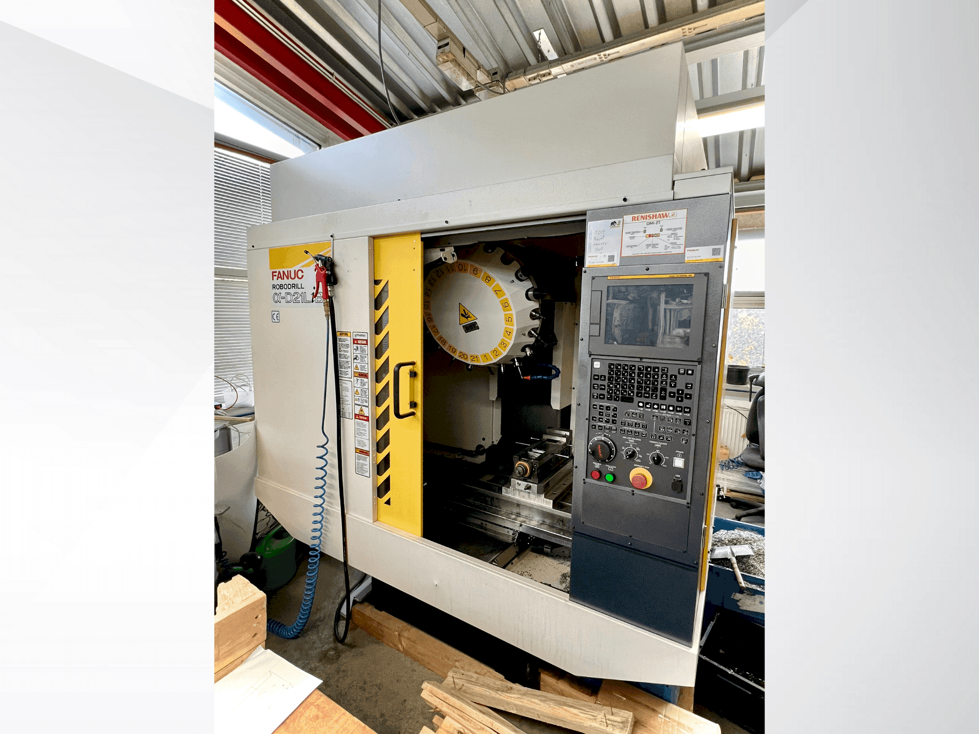 Mašīnas FANUC ROBODRILL α-D21LiB5 pretskats