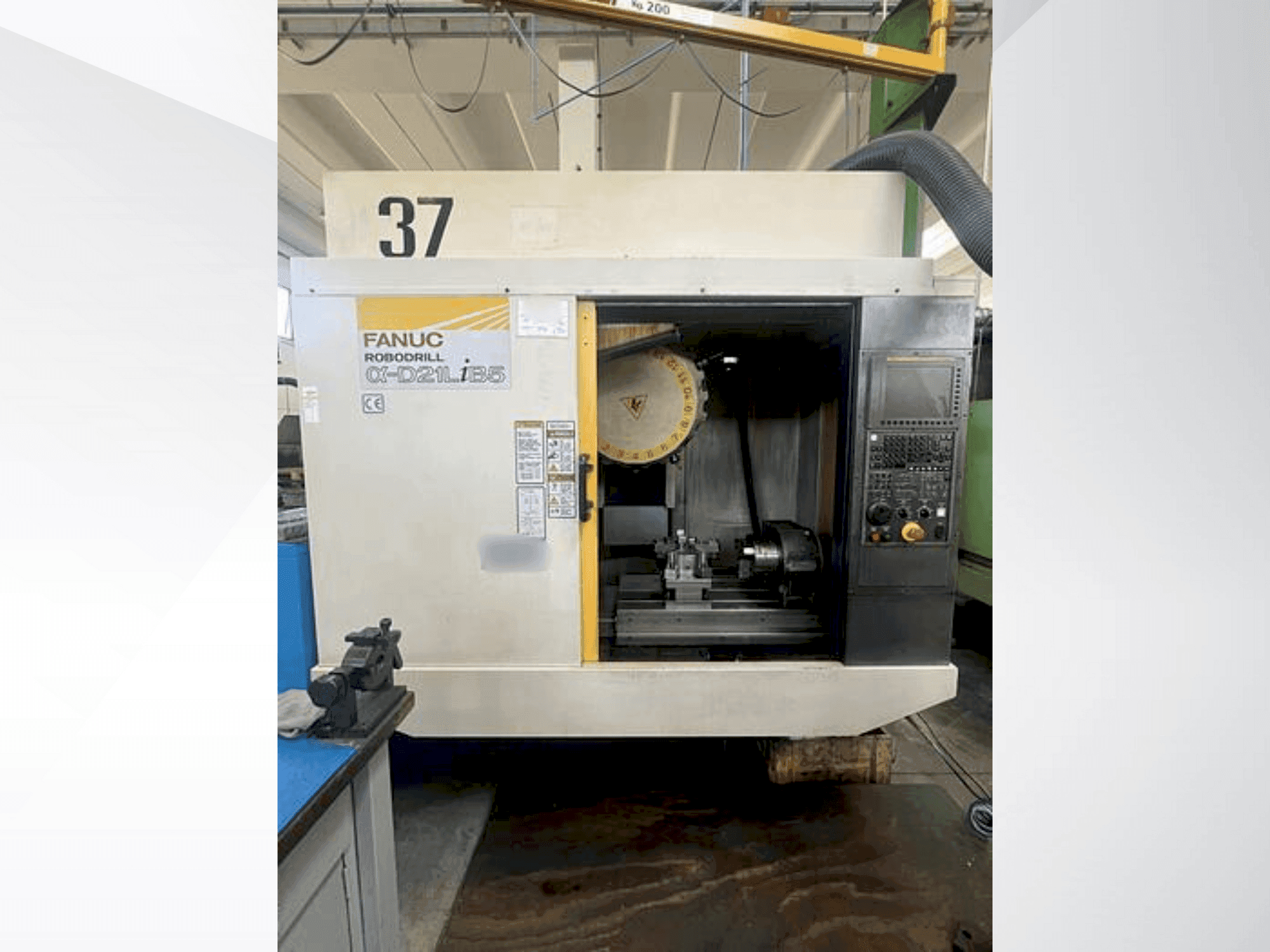 Mašīnas FANUC Robodrill Alpha-D21LiB5 pretskats