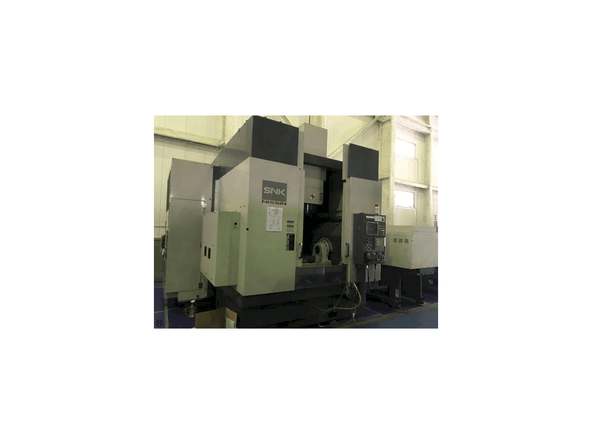 Mašīnas SNK Nissin pretskats