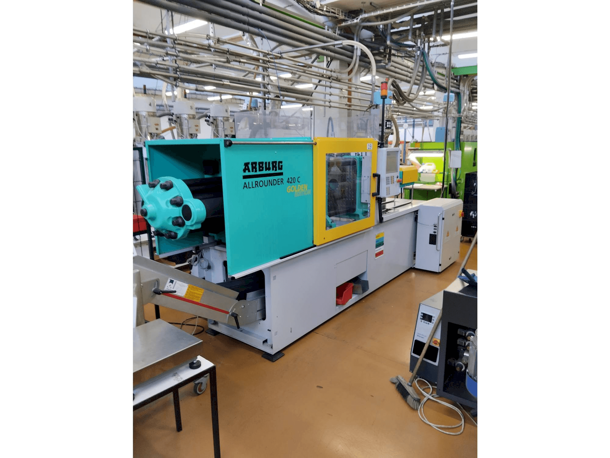 Mašīnas Arburg Allrounder 420 C 1000-290 pretskats