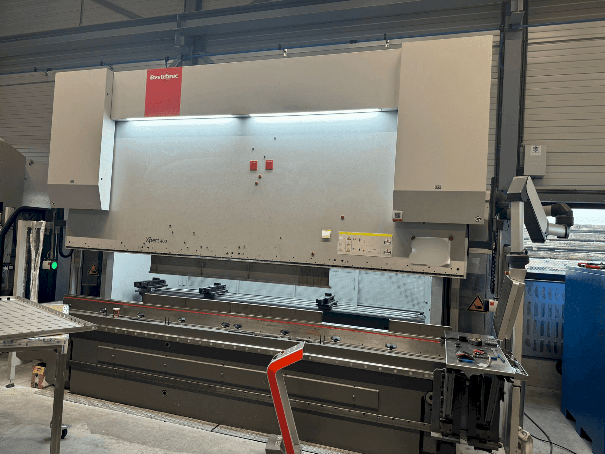 Mašīnas Bystronic Xpert 400/4100 pretskats