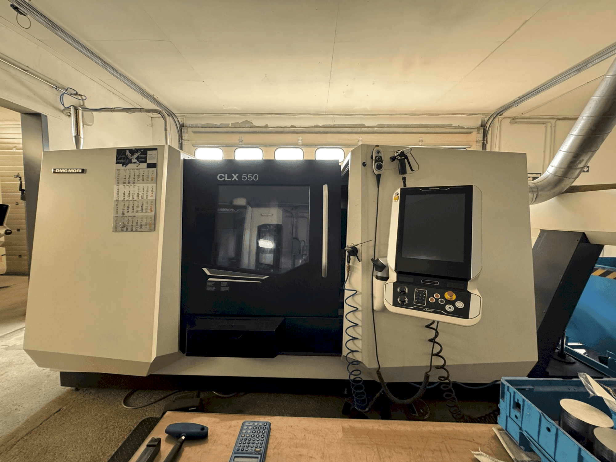 Mašīnas DMG MORI CLX 550 V6 pretskats