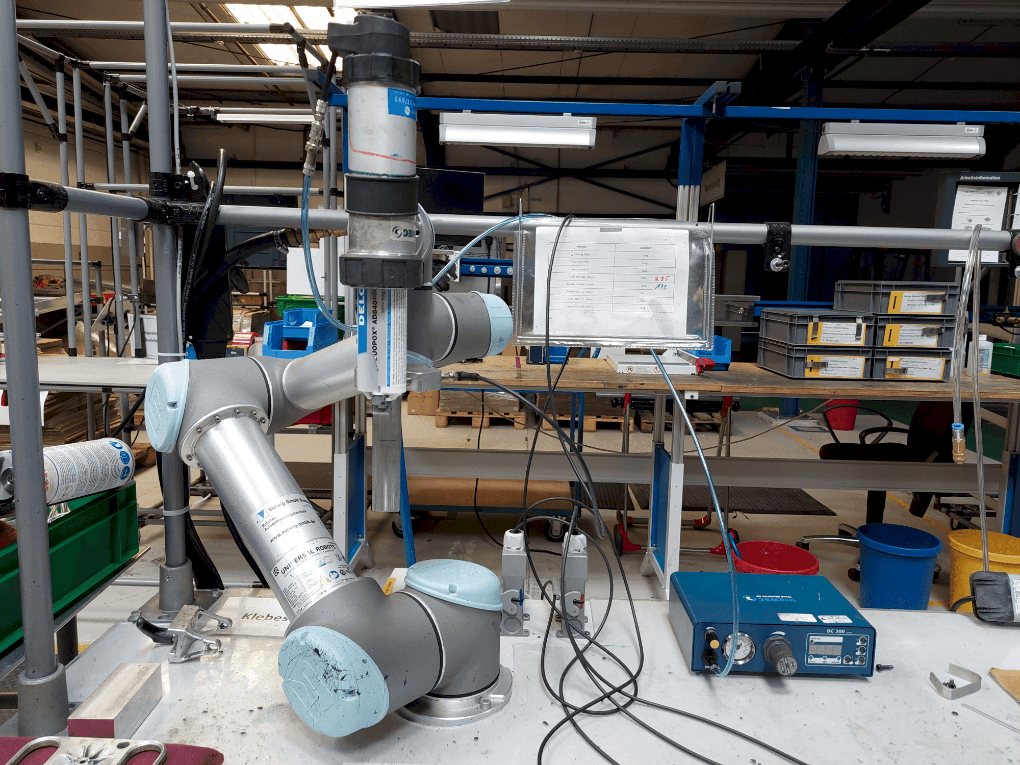 Mašīnas Universal Robots UR5 pretskats