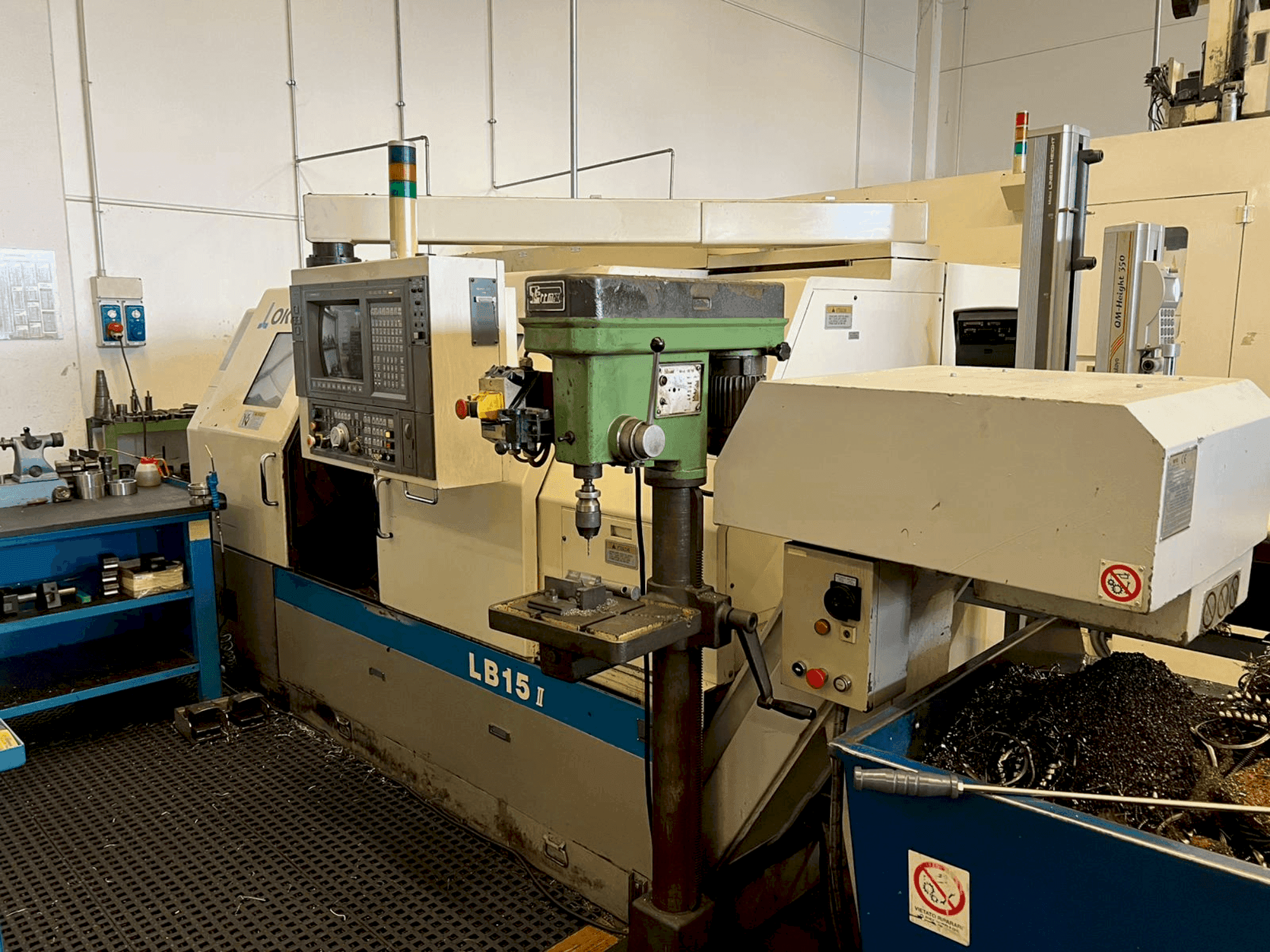 Mašīnas Okuma LB15-II pretskats