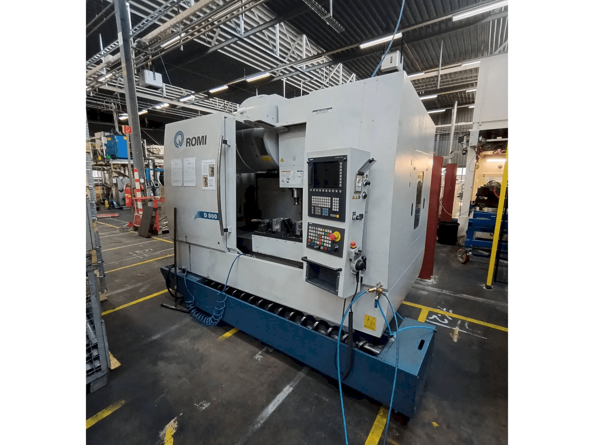 Mašīnas Romi D800 pretskats