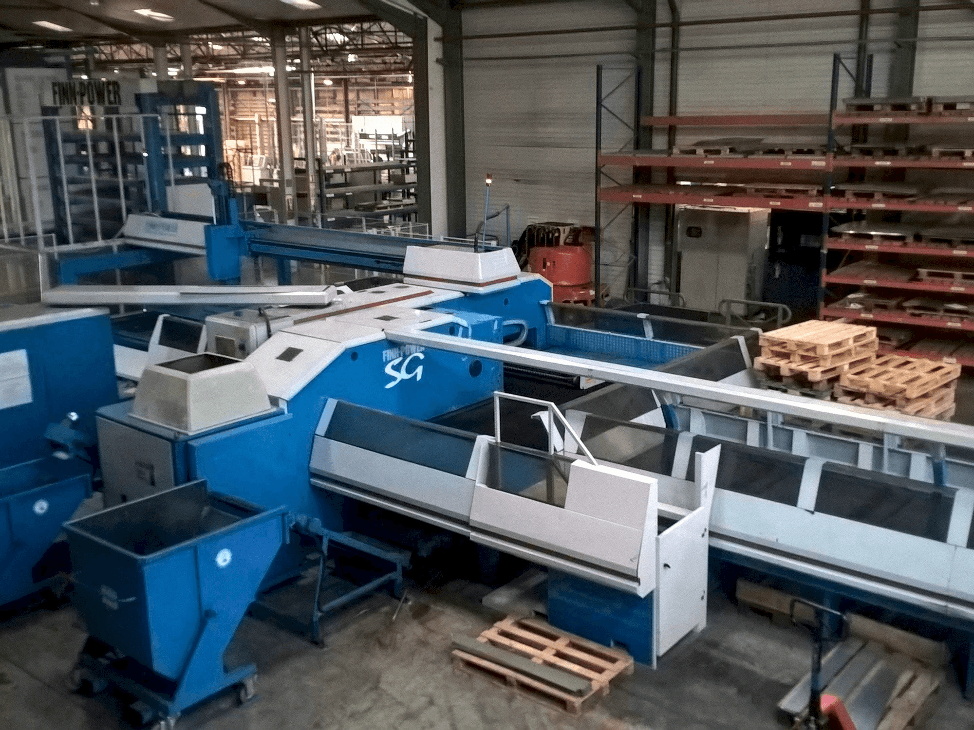 Mašīnas Finn-Power SG6 pretskats