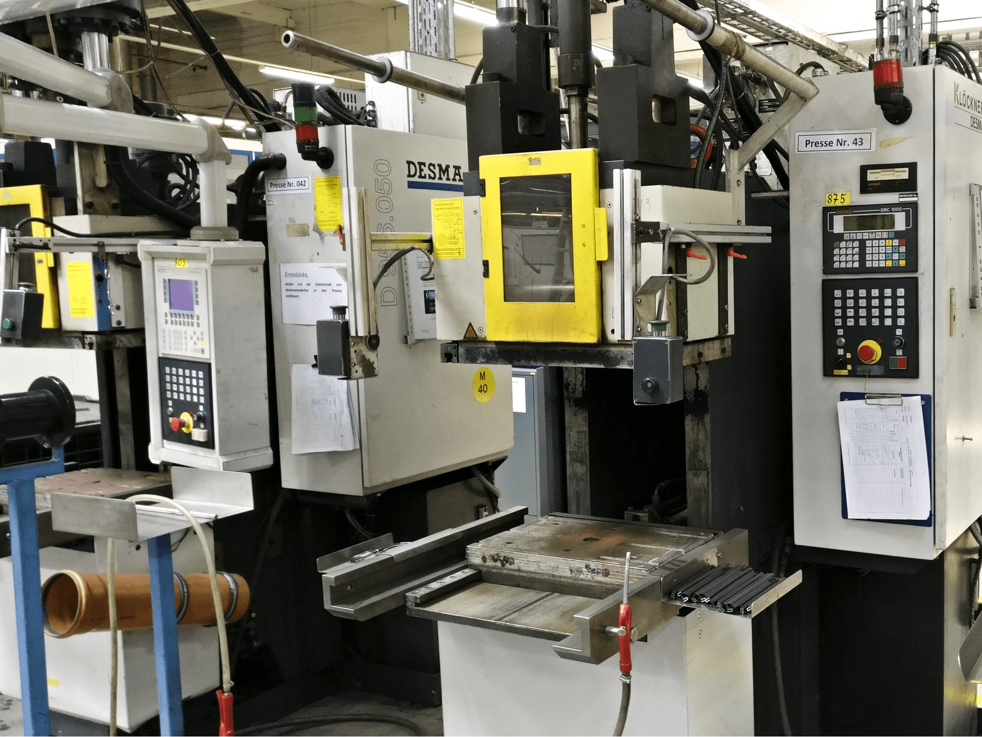 Mašīnas Kloeckner Desma 956.050 skats no labās puses