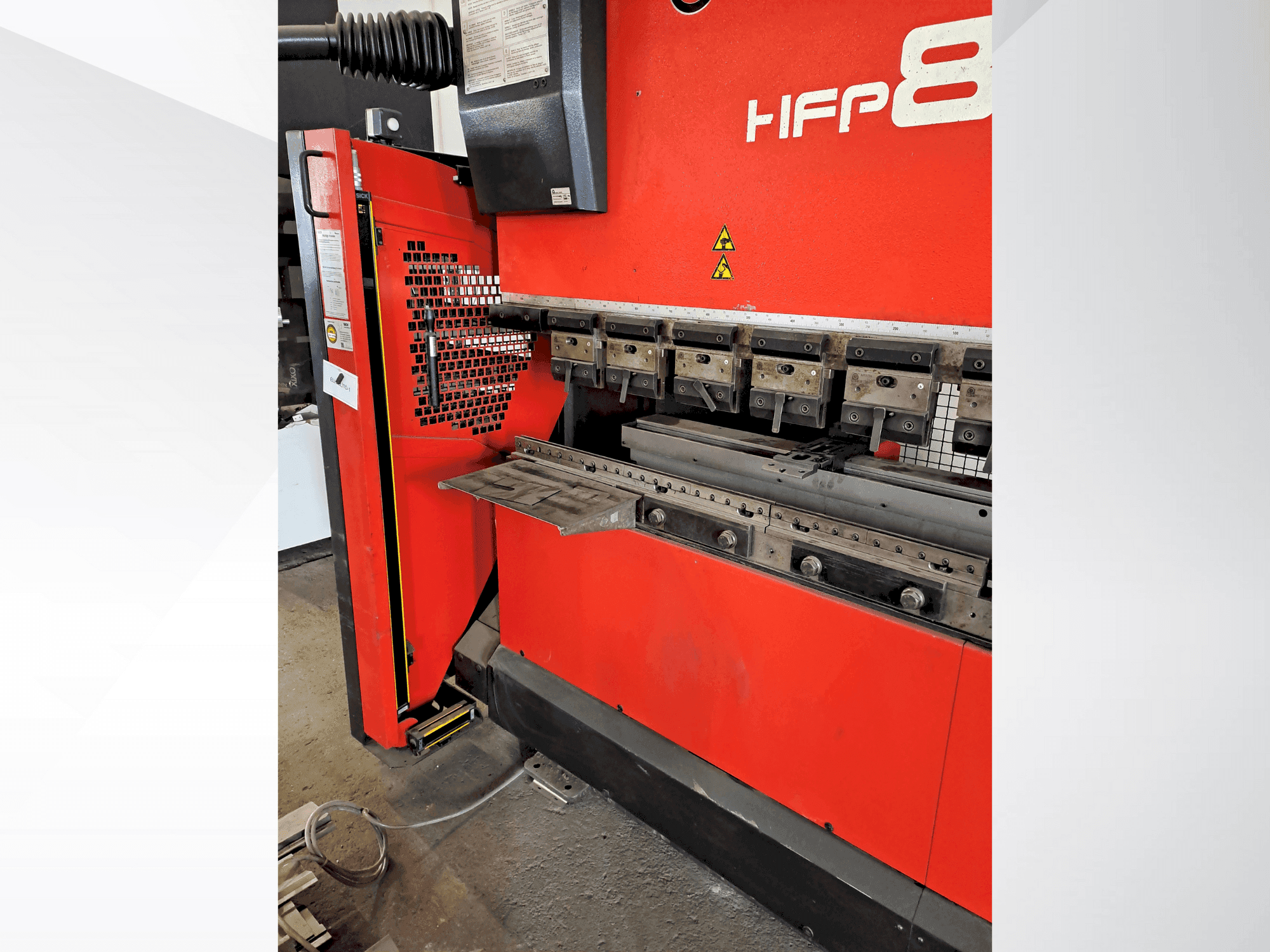 Mašīnas AMADA HFP 80-25 pretskats