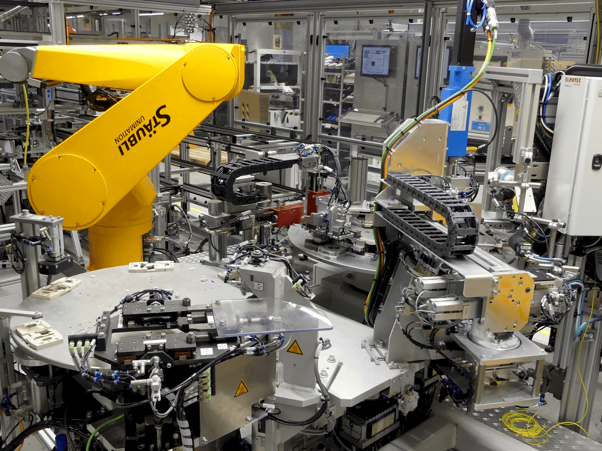 Mašīnas ELMOTEC 16479 pretskats