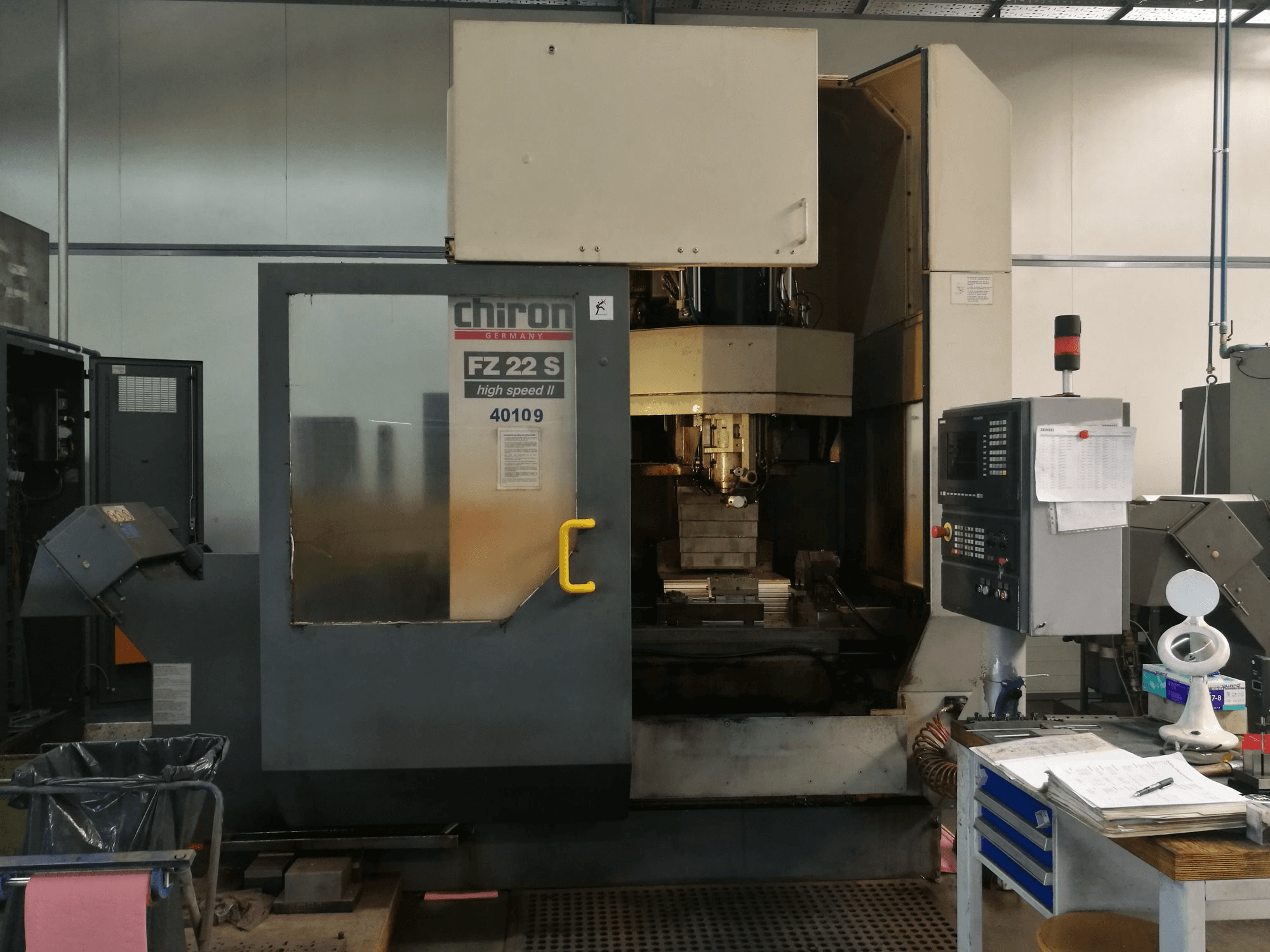 Mašīnas Chiron FZ 22 S pretskats