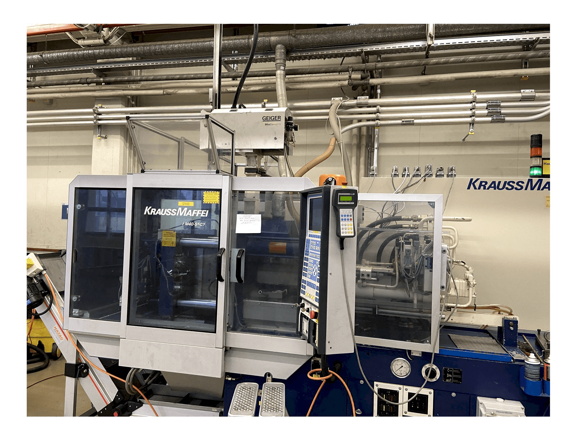 Mašīnas Krauss Maffei 40-55 C2 pretskats