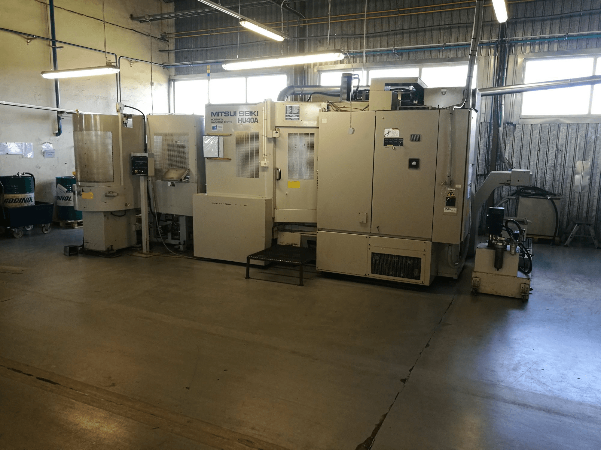 Mašīnas Mitsui Seiki HU40A pretskats