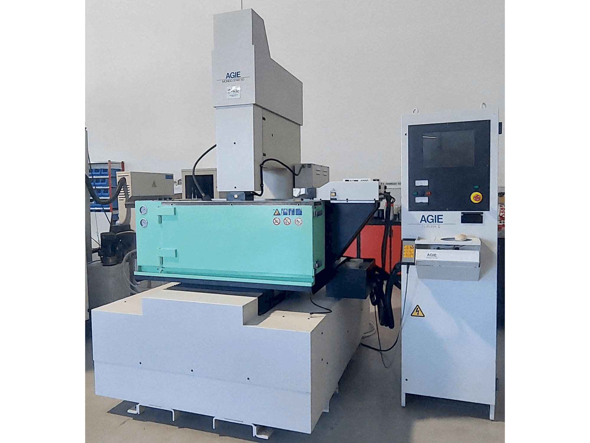 Mašīnas AGIE MONDO STAR 50 pretskats