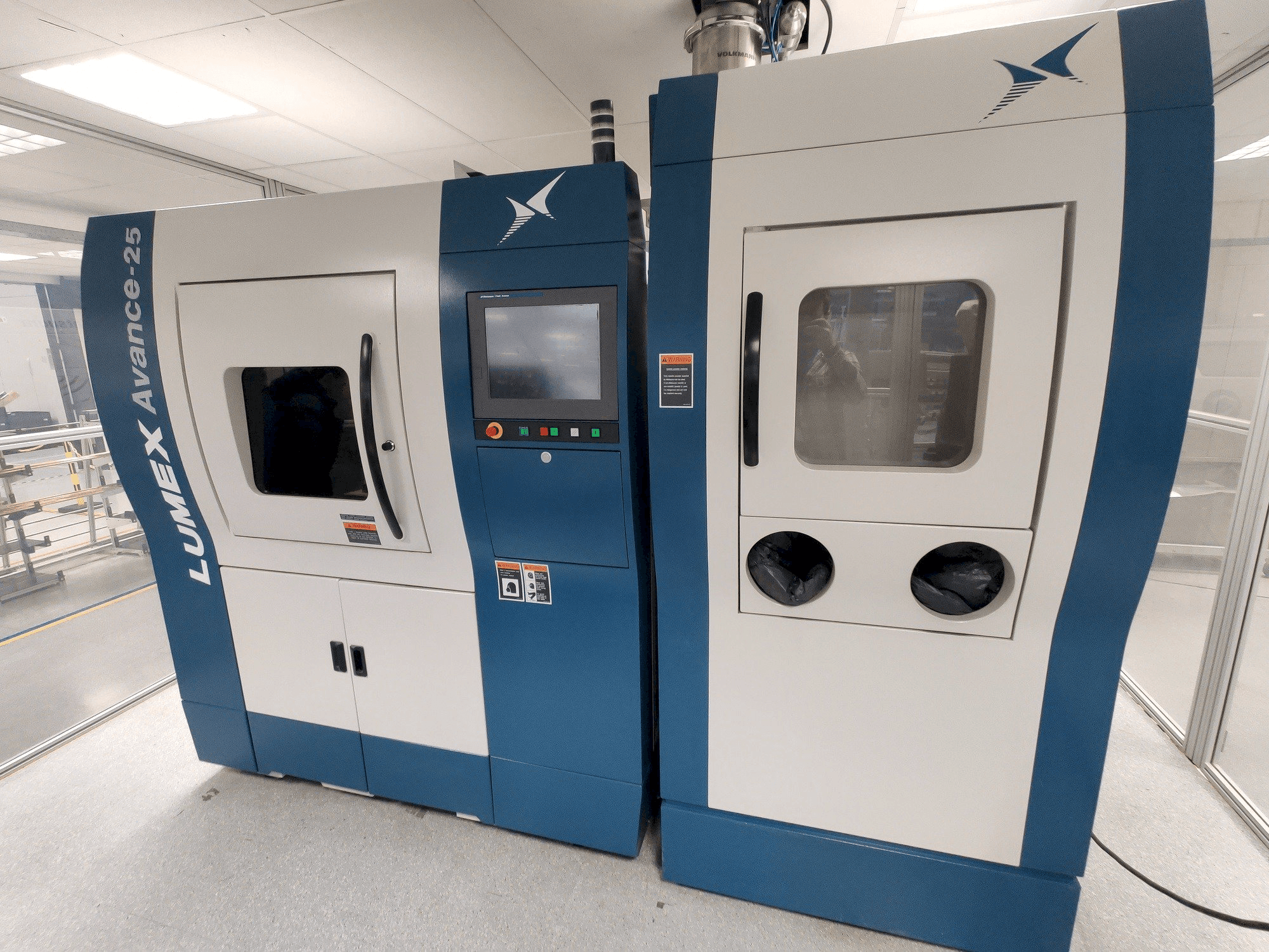 Mašīnas Matsuura Lumex Avance-25 pretskats