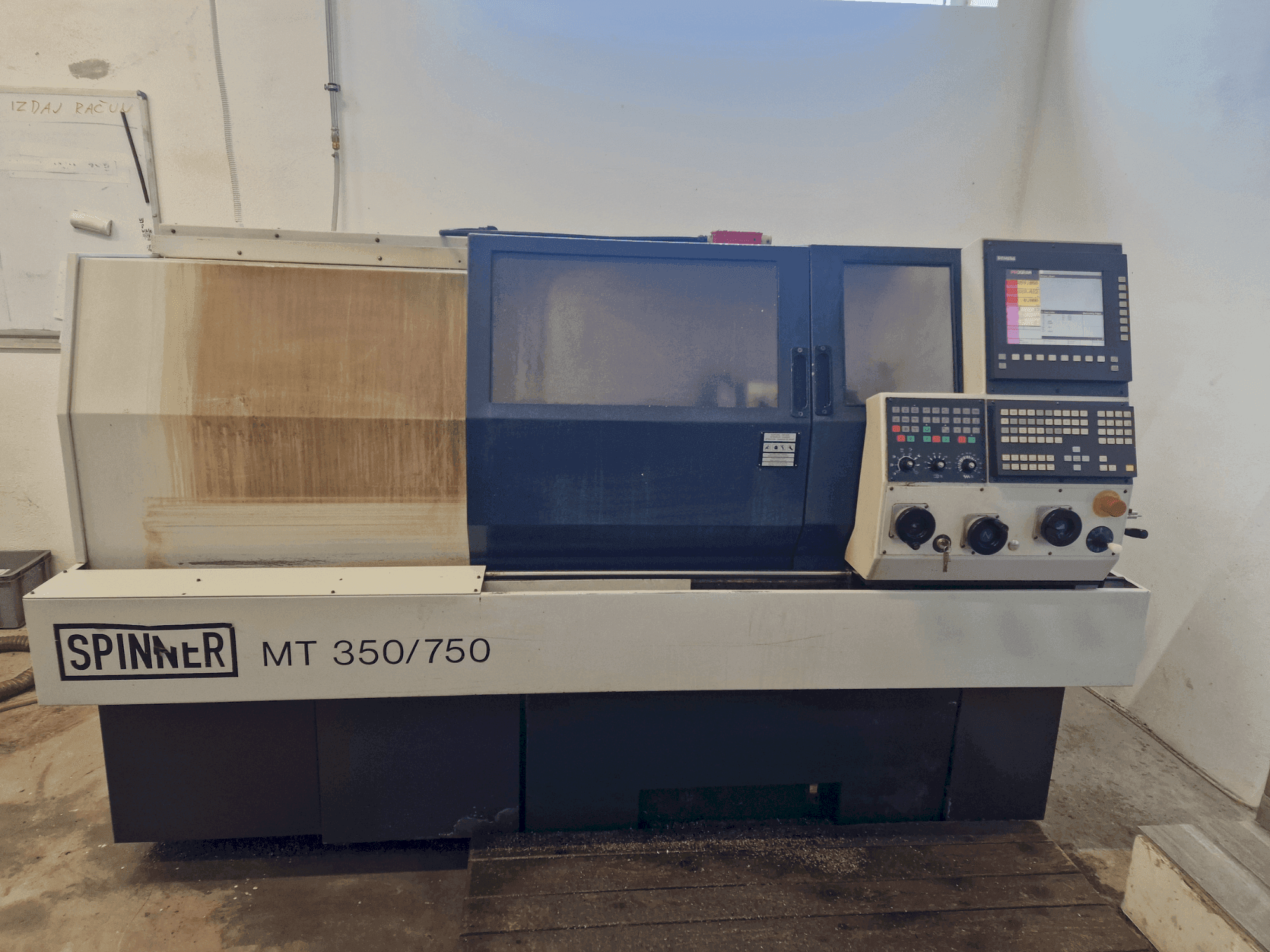 Mašīnas SPINNER MT 350/750 pretskats