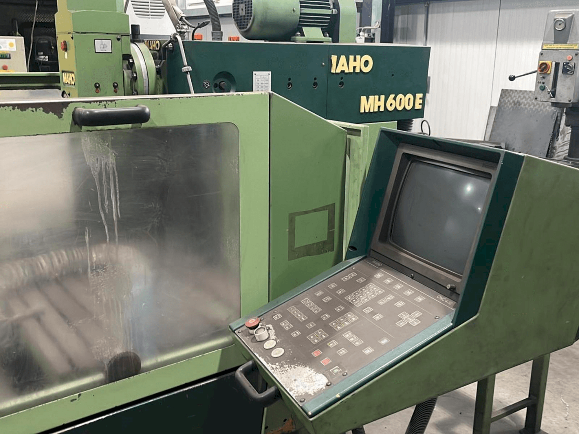 Mašīnas MAHO MH 600 E pretskats