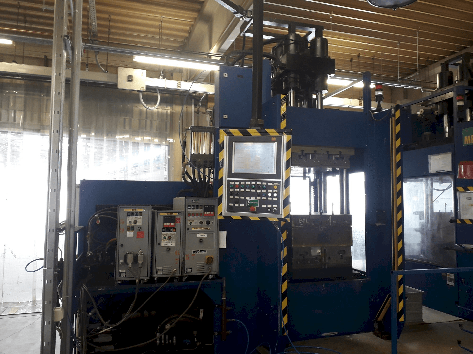 Mašīnas MAPLAN MTF2000/250 pretskats