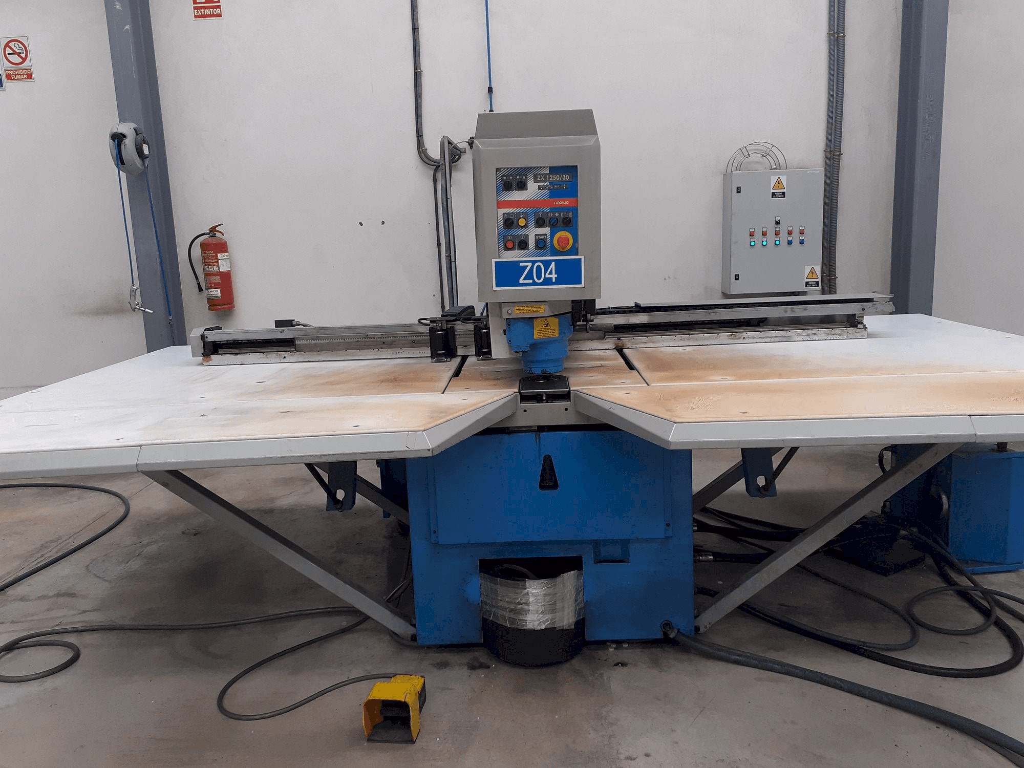 Mašīnas Euromac ZX125-30 pretskats